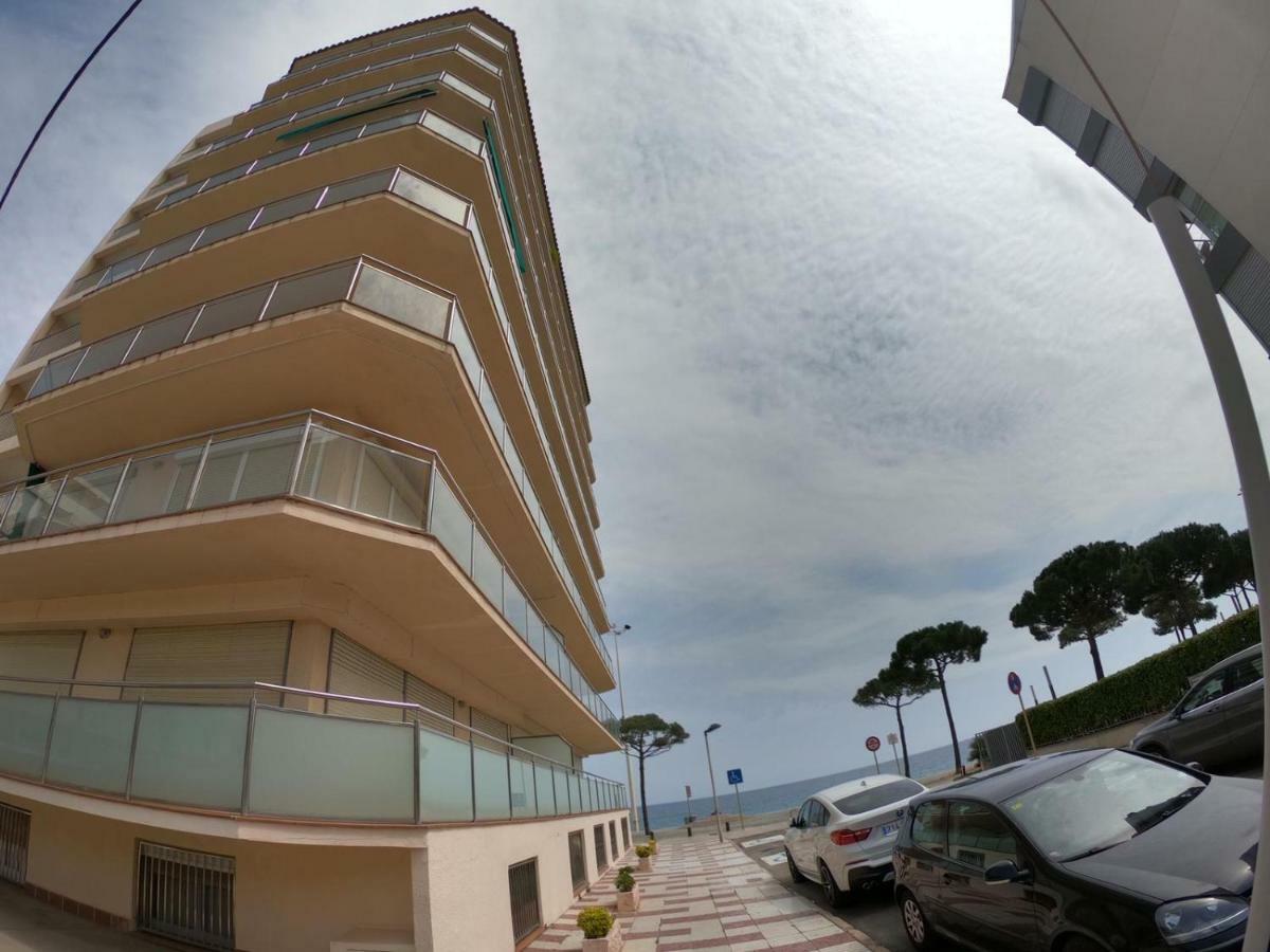 Apartamento A Primera Linea De Mar En Platja D'Aro Esterno foto
